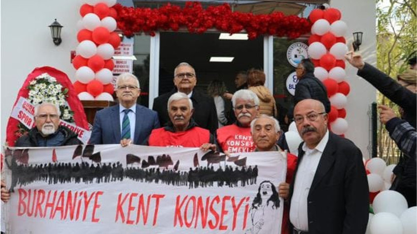 Burhaniye’de Emeklilerin Yeni Buluşma Noktası