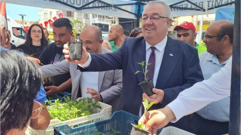 Altınoluk'ta Ata Tohumundan Üretilen Fideler Kısa Sürede Tükendi