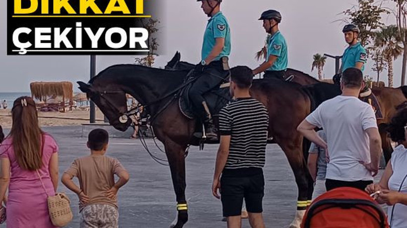 Sarımsaklı’da Atlı Polisler İlgi Odağı Oldu
