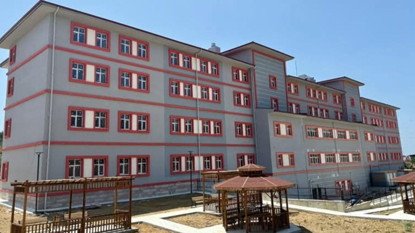 Edremit'te 300 kişilik KYK Yurdu Hizmete Girdi - Resim: 5
