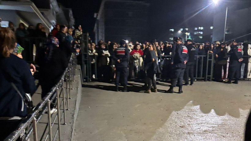 Balıkesir’de KYK Yurdu Karıştı: “Duş Alamıyoruz!” - Resim: 3