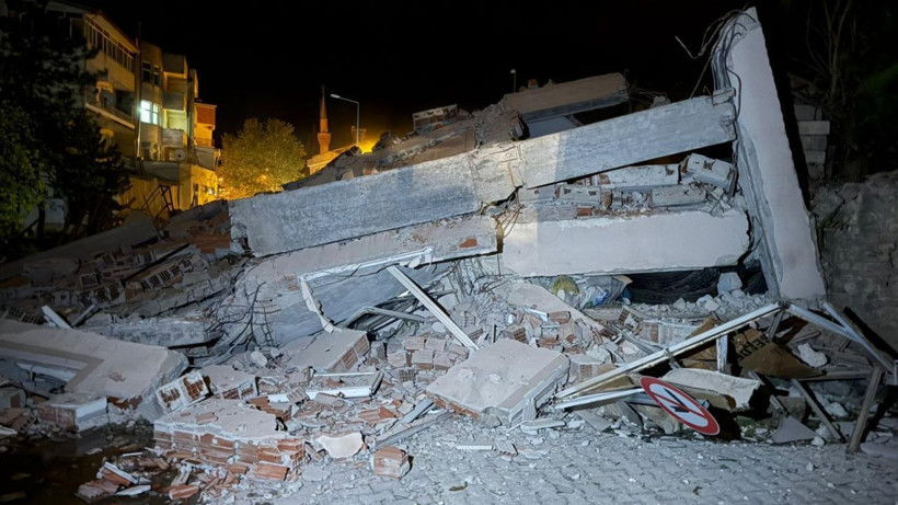 Sındırgı'da Yeni görüntüler: Yıkımın Boyutu Ortaya Çıktı - Resim: 3