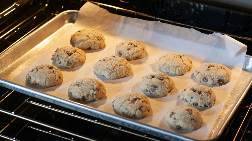 Damla Çikolatalı Kurabiye: En Kıtır ve Yumuşak Tarif! - Resim: 5