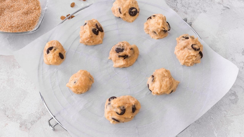 Damla Çikolatalı Kurabiye: En Kıtır ve Yumuşak Tarif! - Resim: 4