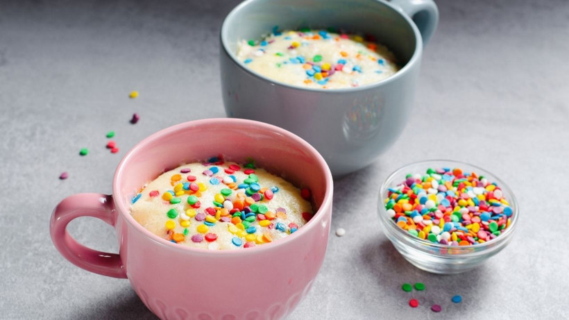 En Pratik Bardakta Kek Tarifi: 3 Dakikada Hazır - Resim: 1