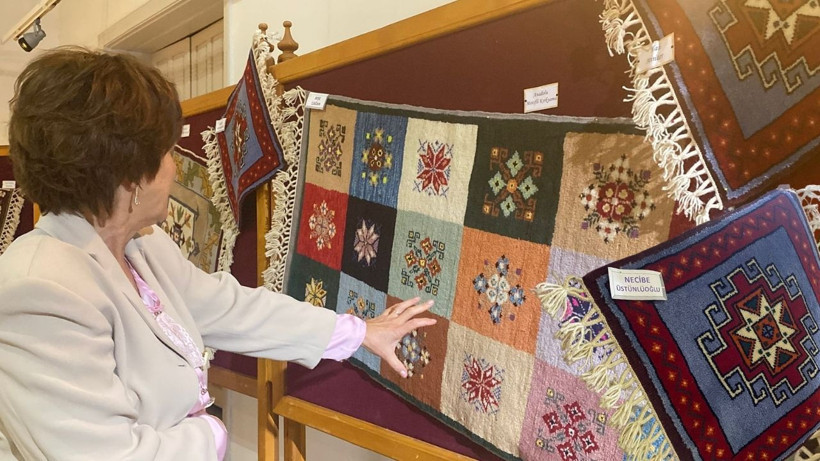 Balıkesir'de Sergilenen Her Halının Anlamı Var - Resim: 4