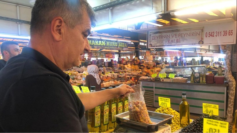 Marketlerde Pazarlık Yok, Pazarın Tadı Bambaşka!”