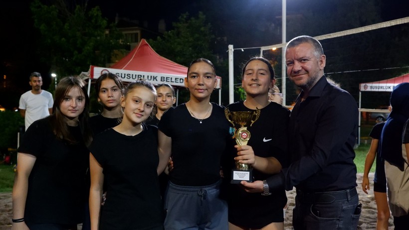 Susurluk’ta Plaj Voleybolu Finali Nefes Kesti 