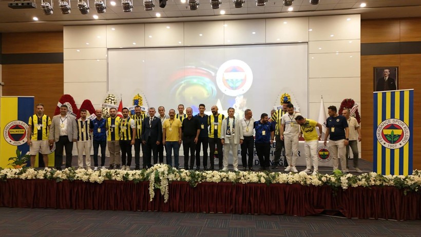  Balıkesir Fenerbahçeliler Derneği Taraftarları Birleştiriyor