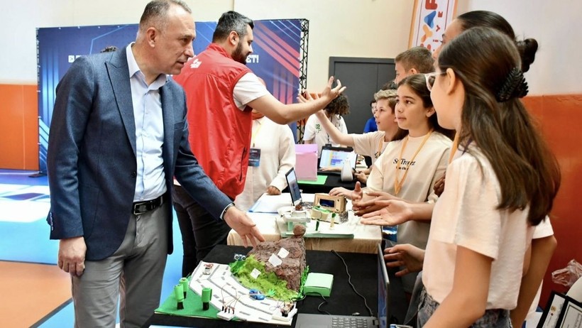 Balıkesir’de Teknoloji Şenliği Başladı