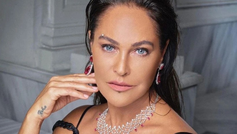 Hülya Avşar’dan Gündem Yaratan Açıklama!