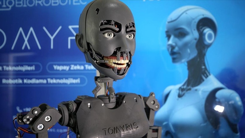 Robotlar Artık Hissedebilecek! Yeni Nesil Deri Geliştirildi!