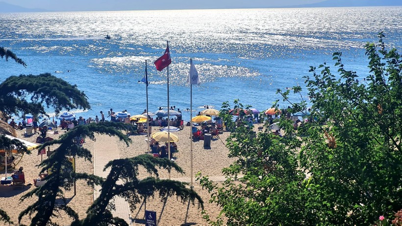  Ören Plajlarına Tatilci Akını