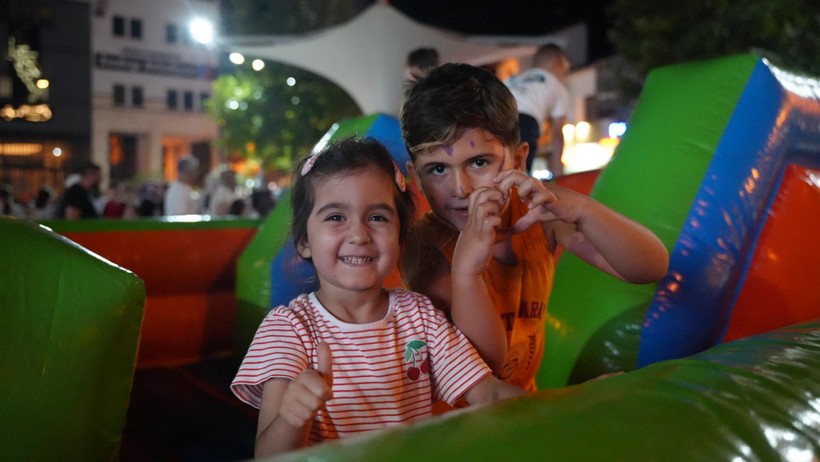  Sındırgı’da Çocuk Şenliği Coşkusu