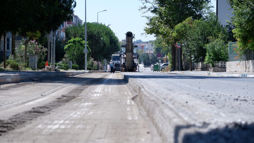 Susurluk’ta Caddeler Yenileniyor 