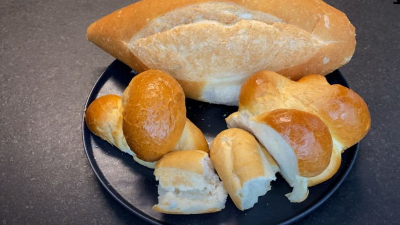 Tavada Bayat Ekmek Böreği: Kimse Ekmek Olduğuna İnanmayacak!