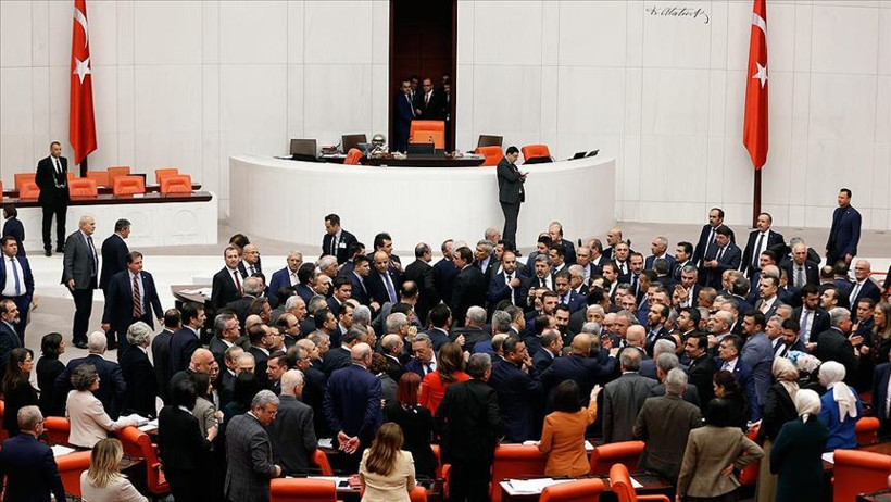 TBMM'deki Yaş Farkı, Avrupa'da Zirveye Oynuyor