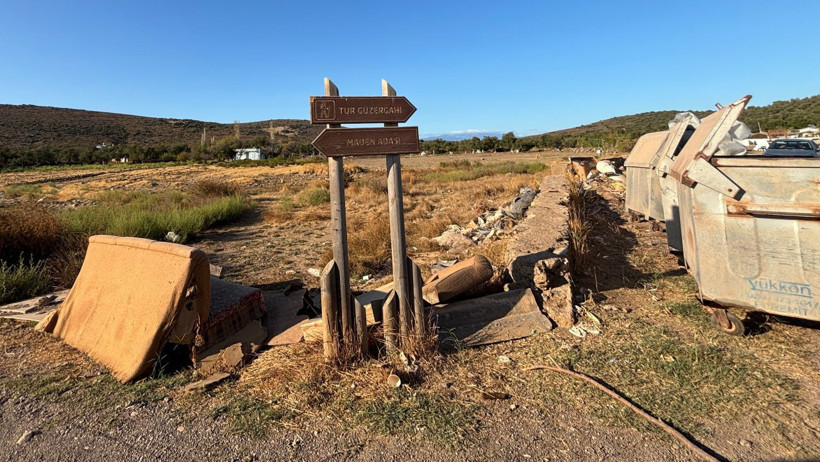 maden adası yolu çöplük ve tabela