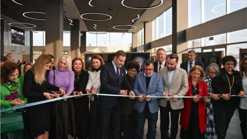 avlu sanat sergisi 