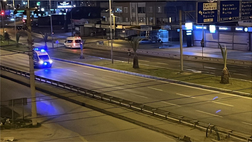 Balıkesir O Olayı Konuşuyor! 2 kişiyi öldürüp 7 kişiyi yaralayan Şahıs Etkisiz Hale Getirildi - 3. resim