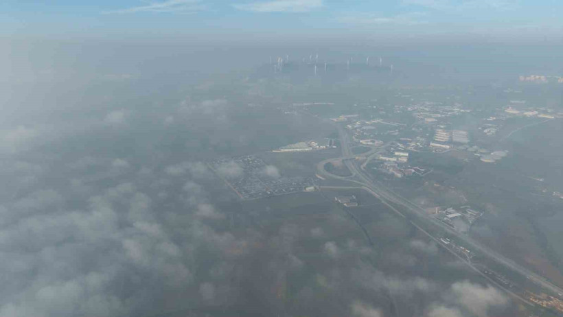 Bandırma Griye Büründü: Şehri Sis Bulutu Sardı! - 1. resim