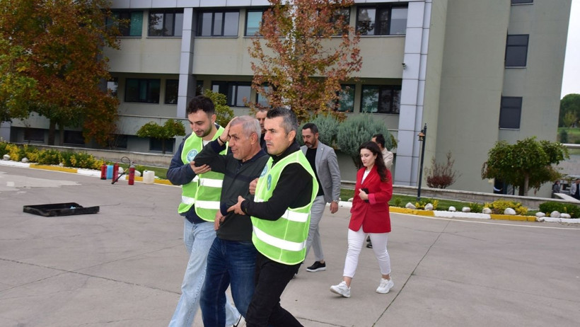 BAÜN’de Acil Durum Tatbikatı Gerçeğini Aratmadı - 1. resim