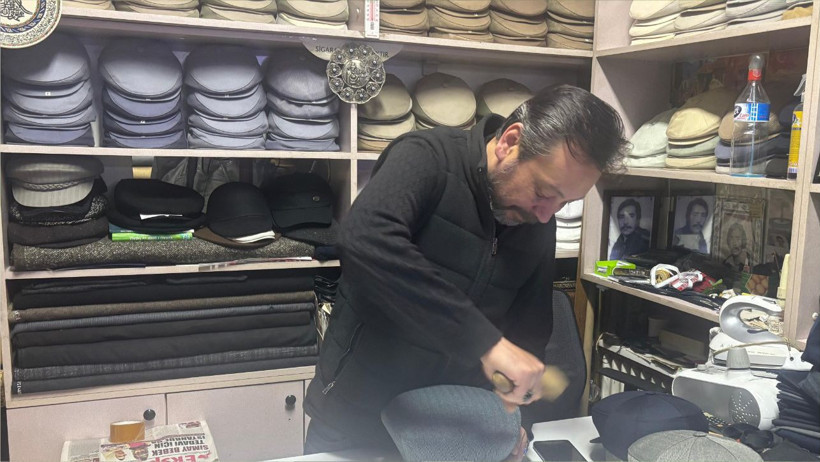 Balıkesir’den Bülent Ecevit'e 8 Köşeli Kasket