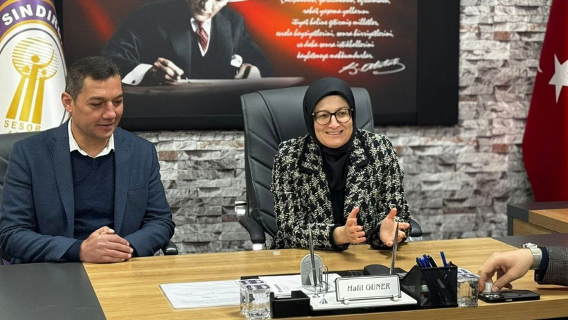 Belgin Uygur Sındırgı Esnafını Ziyaret Etti