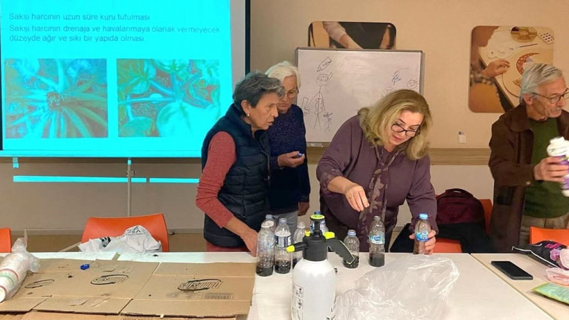 Edremit’te Çiçekçilik Kursuna Yoğun İlgi