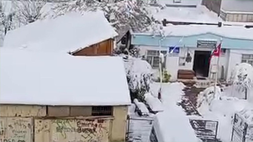 yoğun kar yağışı baladı