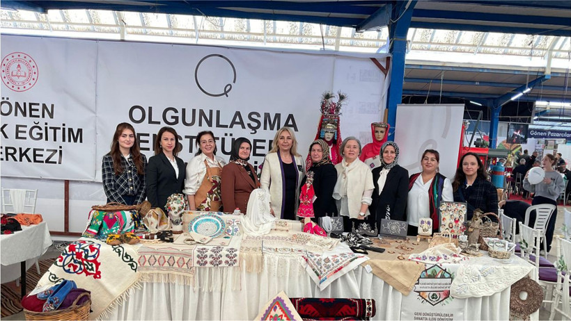 Geleneksel Sanatın Gücü Gönen'de Fuarda