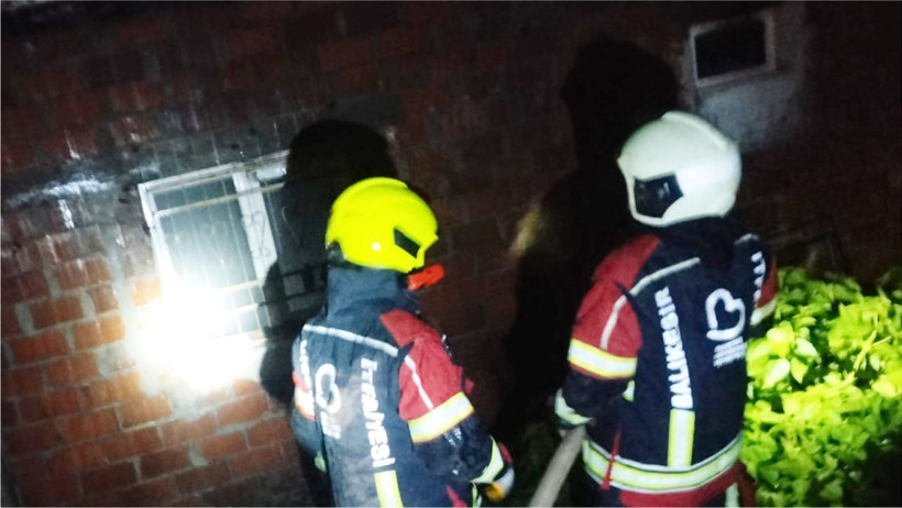 Havran Çamdibinde gece yangını