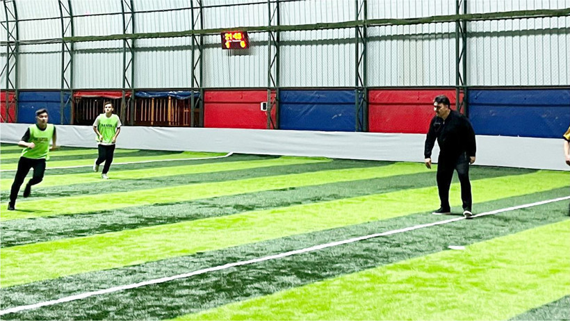 Havran’da Gençler ve Başkan Emin Ersoy Halı Sahada Buluştu: Spora Teşvik Mesajı