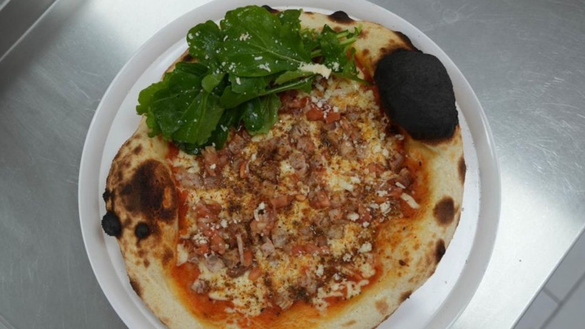 Balıkesir'den Dünyaya Yeni Lezzet: Kokoreçli Pizza