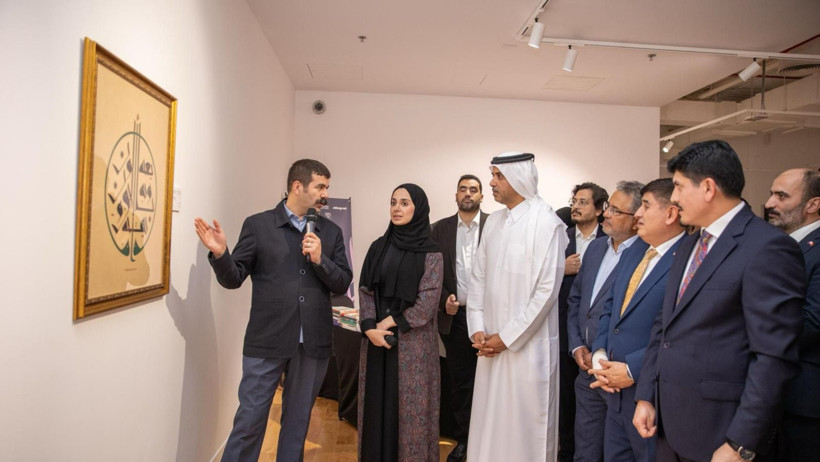 “Âdil-i Mutlak Hat Eserleri Sergisi” Katar’da Açıldı