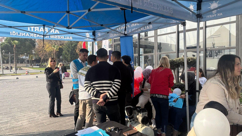 AK Gençlik 81 İlde Çocuk Hakları İçin Farkındalık Etkinliği Düzenledi