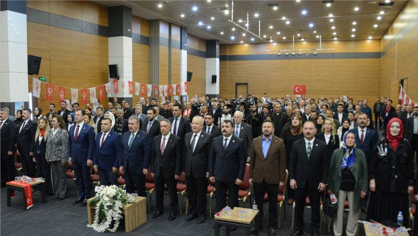 Destici Balıkesir'de İl Kongresinde Konuştu: İşte Öne Çıkan Açıklamaları