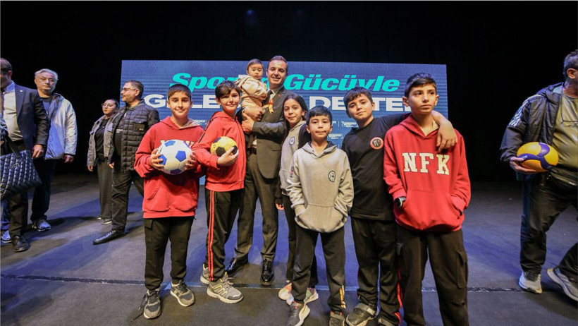 Akın: “Balıkesir’imizi hep birlikte sporun merkezi yapacağız”