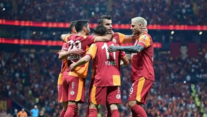 Osimhen Derbide Sahada Olacak Mı?