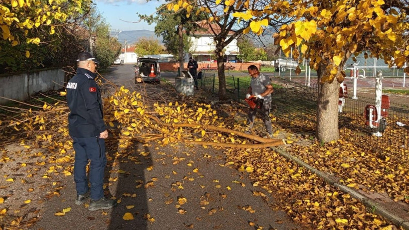 Kepsut Belediyesi Mahallelerde Yoğun Hizmet Yürüttü