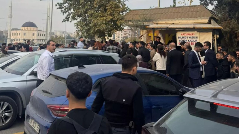 Son Dakika: Şanlıurfa Adliye Binasında Patlama!