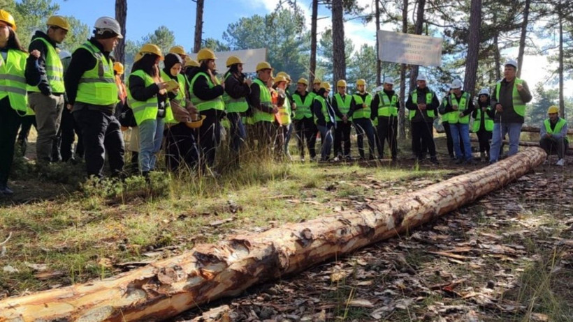 Dursunbey Belediyesi’nden Öğrencilere Uygulamalı Orman Eğitimi