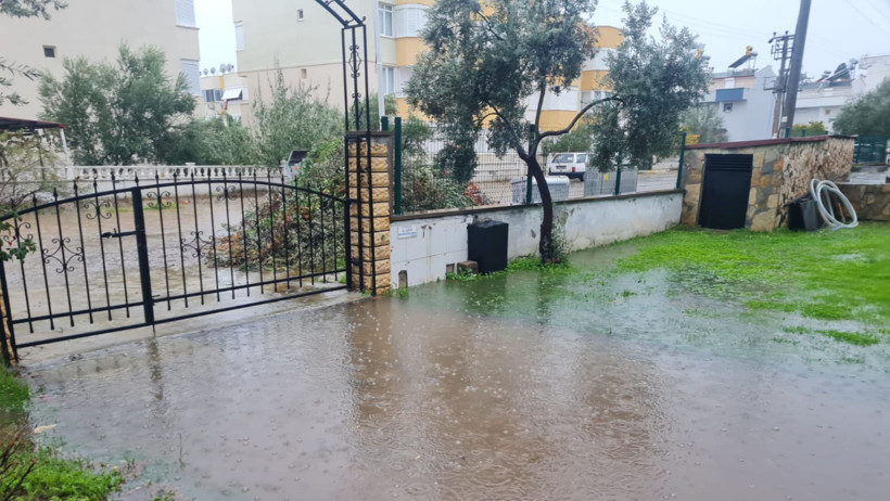 Altınoluk’ta Siteler Su Altında