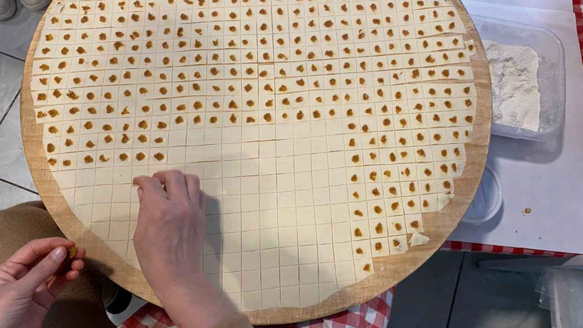 Çiğ Börekten El Açması Mantıya: Balıkesir’de Hamurişi Nerede Tüketilir? 