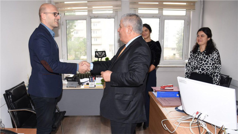 Balıkesir İl Millî Eğitim Müdürü Selehattin Kal Personelle Tanıştı