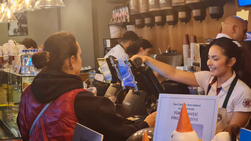 Edremit’te Türk Kahvesi Günü yoğunluğu