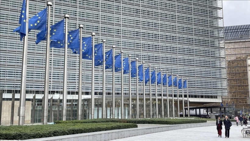 AB’den Google’a Rekabet Soruşturması