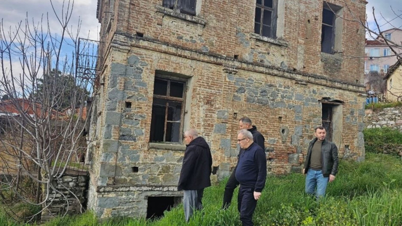 Edremit’te 79 Yıllık Okul Gündemde