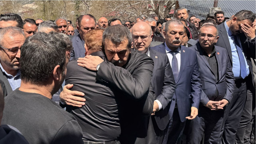 Okul saldırısında hayatını kaybedenler son yolculuğuna uğurlanıyor