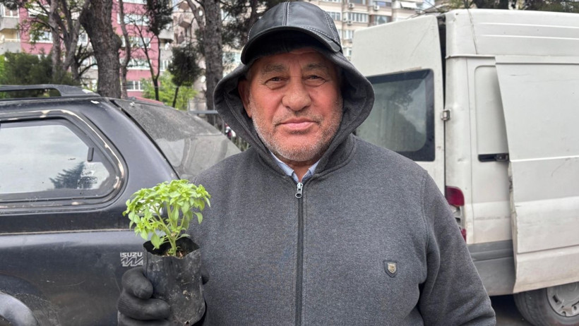 Balıkesir’de fesleğen sezonu: 40 TL’lik saksı ilgi görüyor